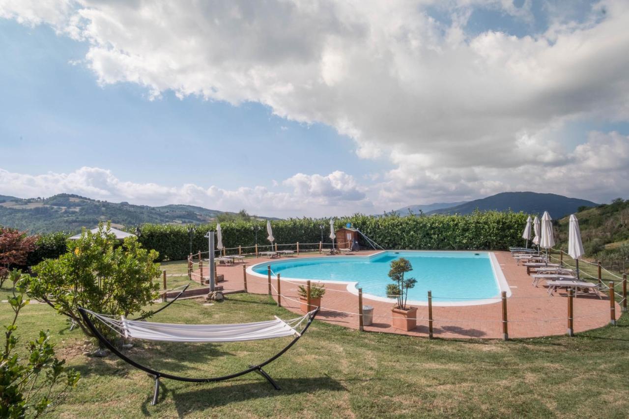 Agriturismo Goccia Di Luna 움베티드 외부 사진