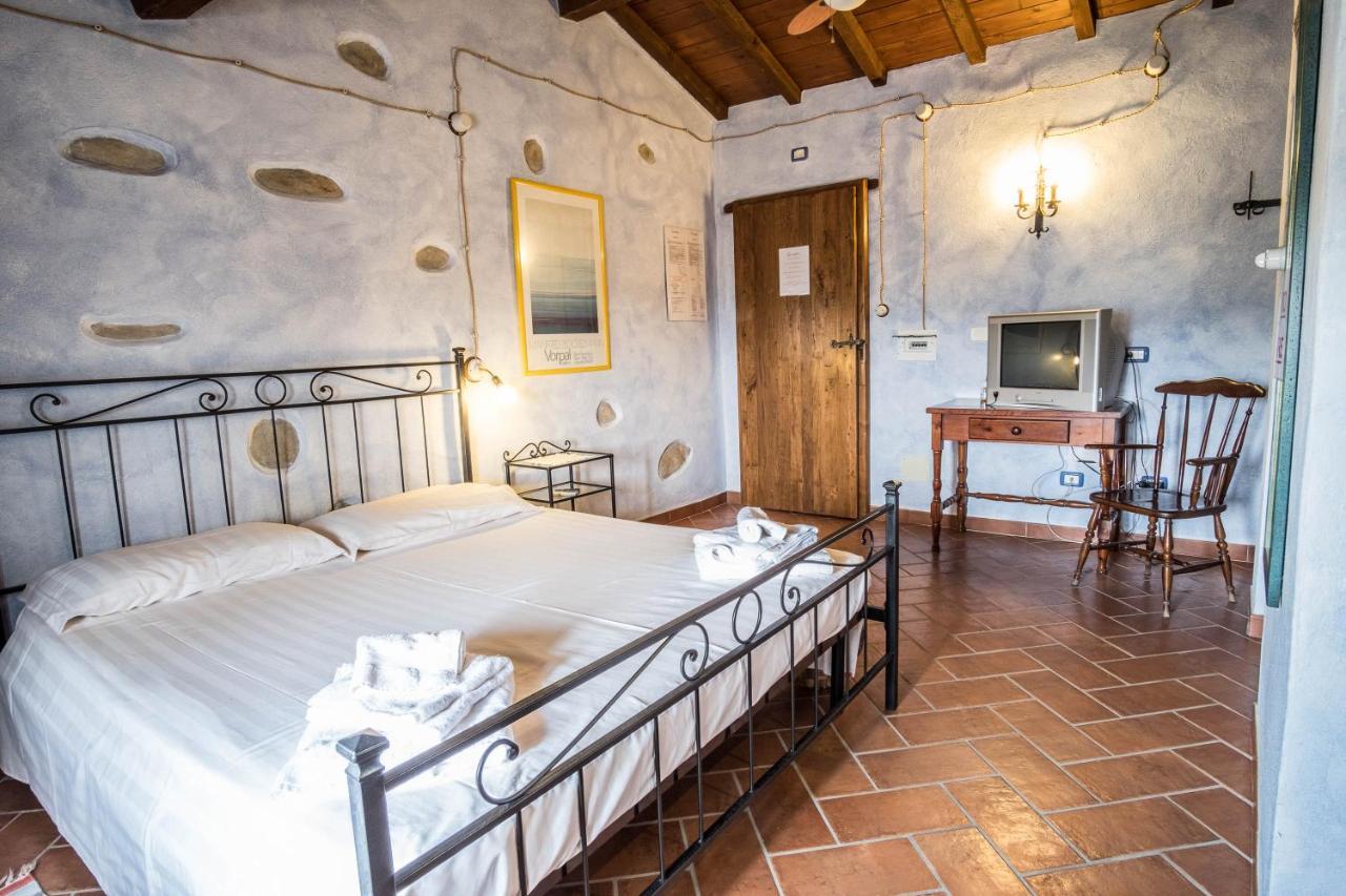 Agriturismo Goccia Di Luna 움베티드 외부 사진