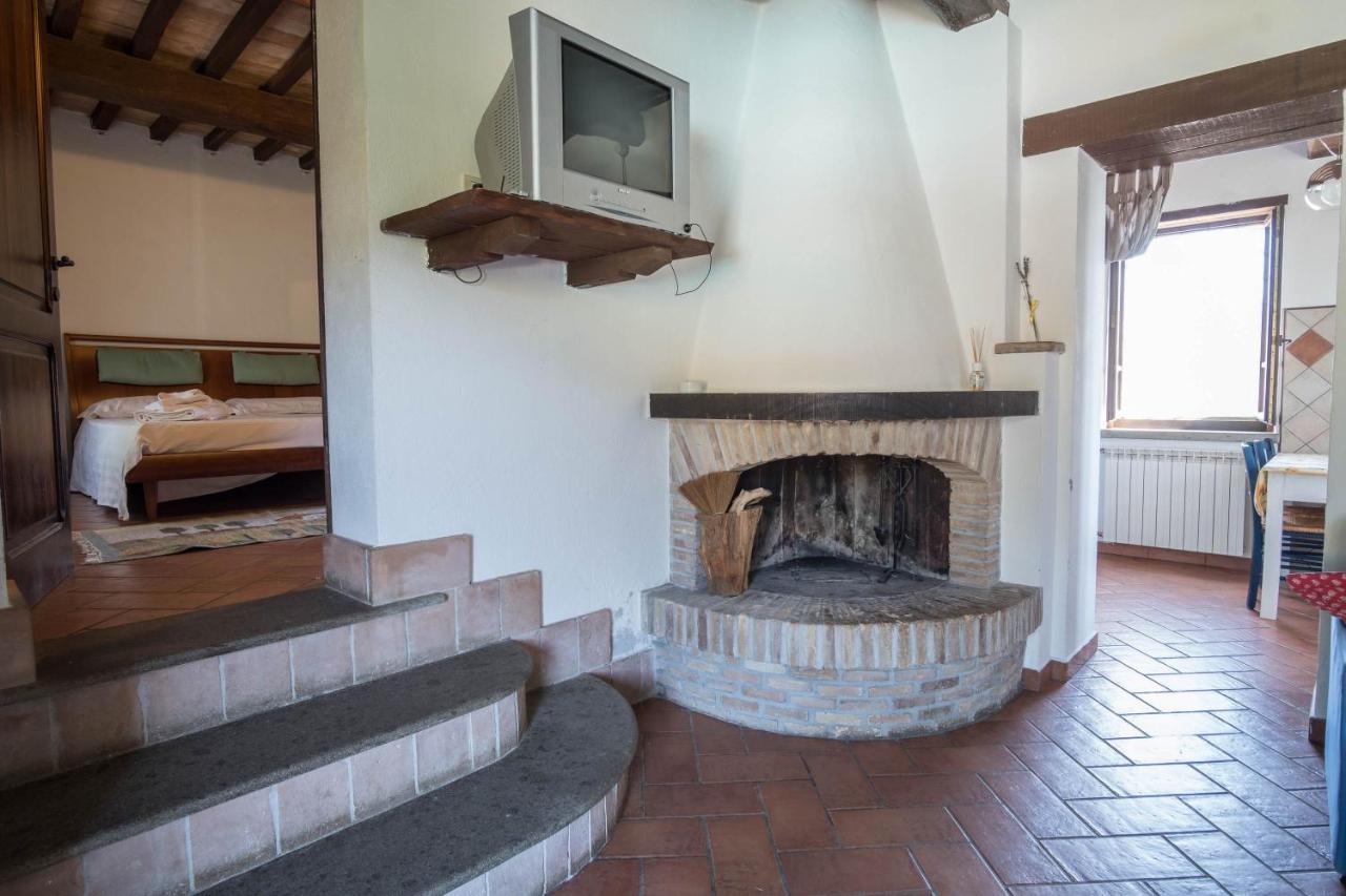 Agriturismo Goccia Di Luna 움베티드 외부 사진