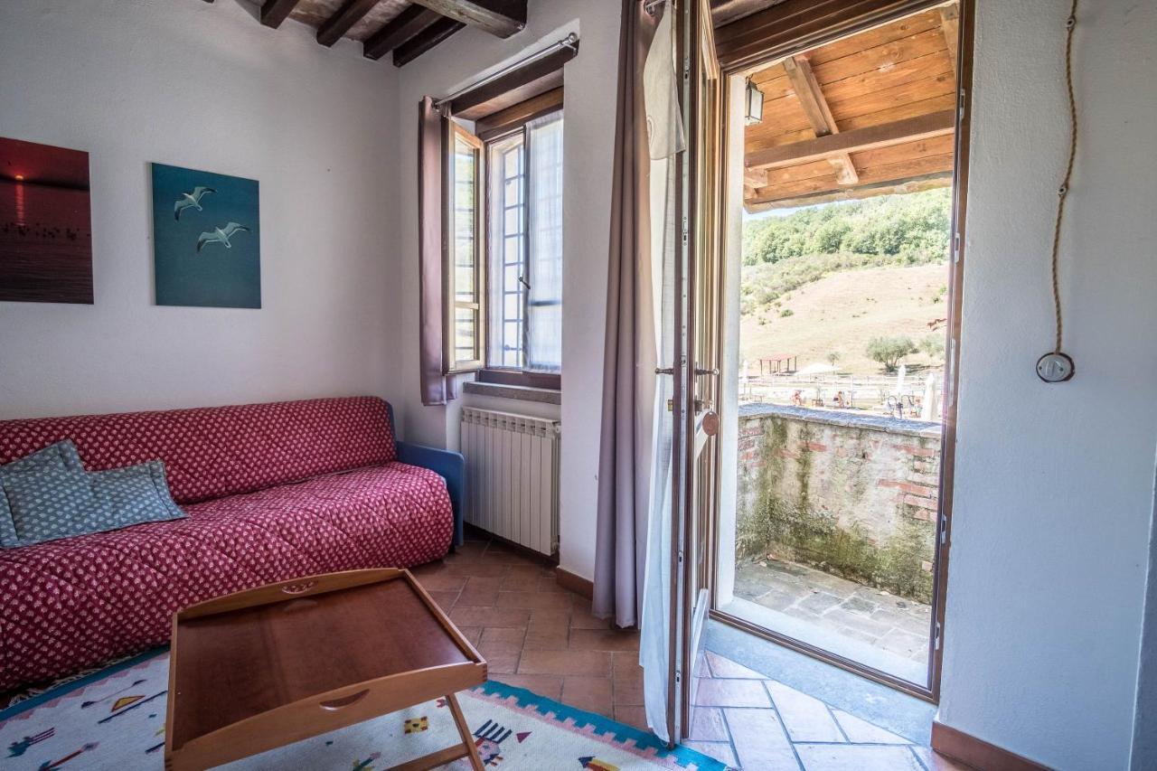 Agriturismo Goccia Di Luna 움베티드 외부 사진